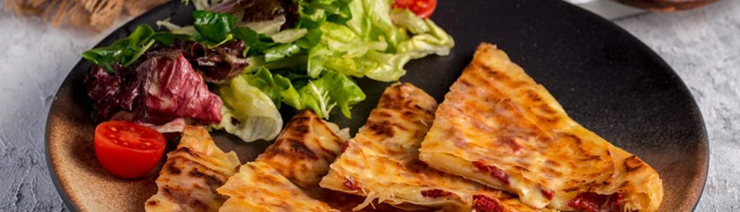 Sucuklu Kaşarlı Gözleme